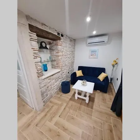 La Corte Di Kate-2 ヴィラ